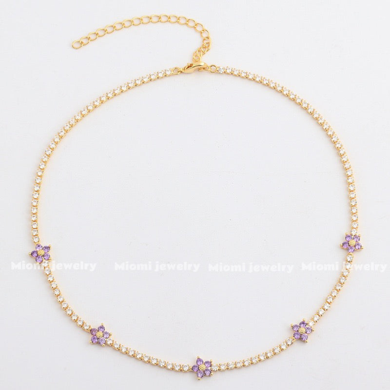 fllower necklace 18k glod