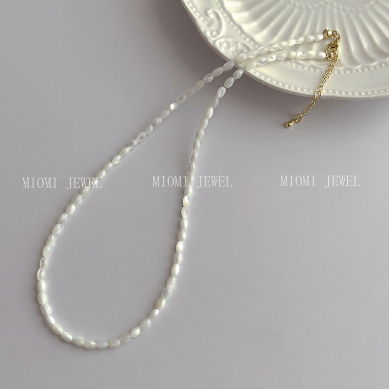 Minimalist Design Natural Shell Bead Necklace for Women Beach Vacation Style Versatile Collarbone Chain