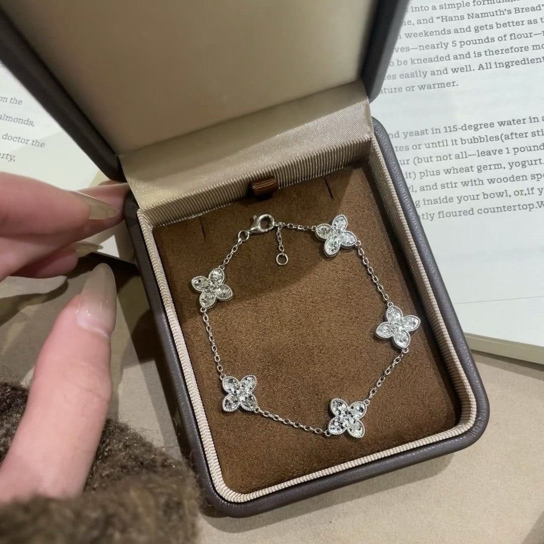 CNC Laser Craft High-End Five-Flower Bracelet Fashion Versatile Four-Leaf Clover Crushed Ice CNC Craft Bracelet