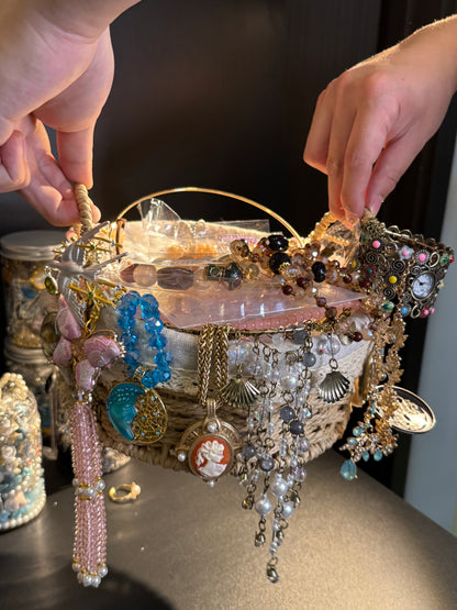 influencer Raquel same style mystery jewelry basket 50% copy items
