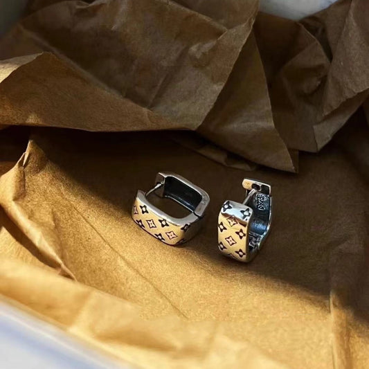 Sterling Silver S925Black and White Four-Leaf Clover Vintage Pattern Wide Earrings High-End Retro Style Earrings