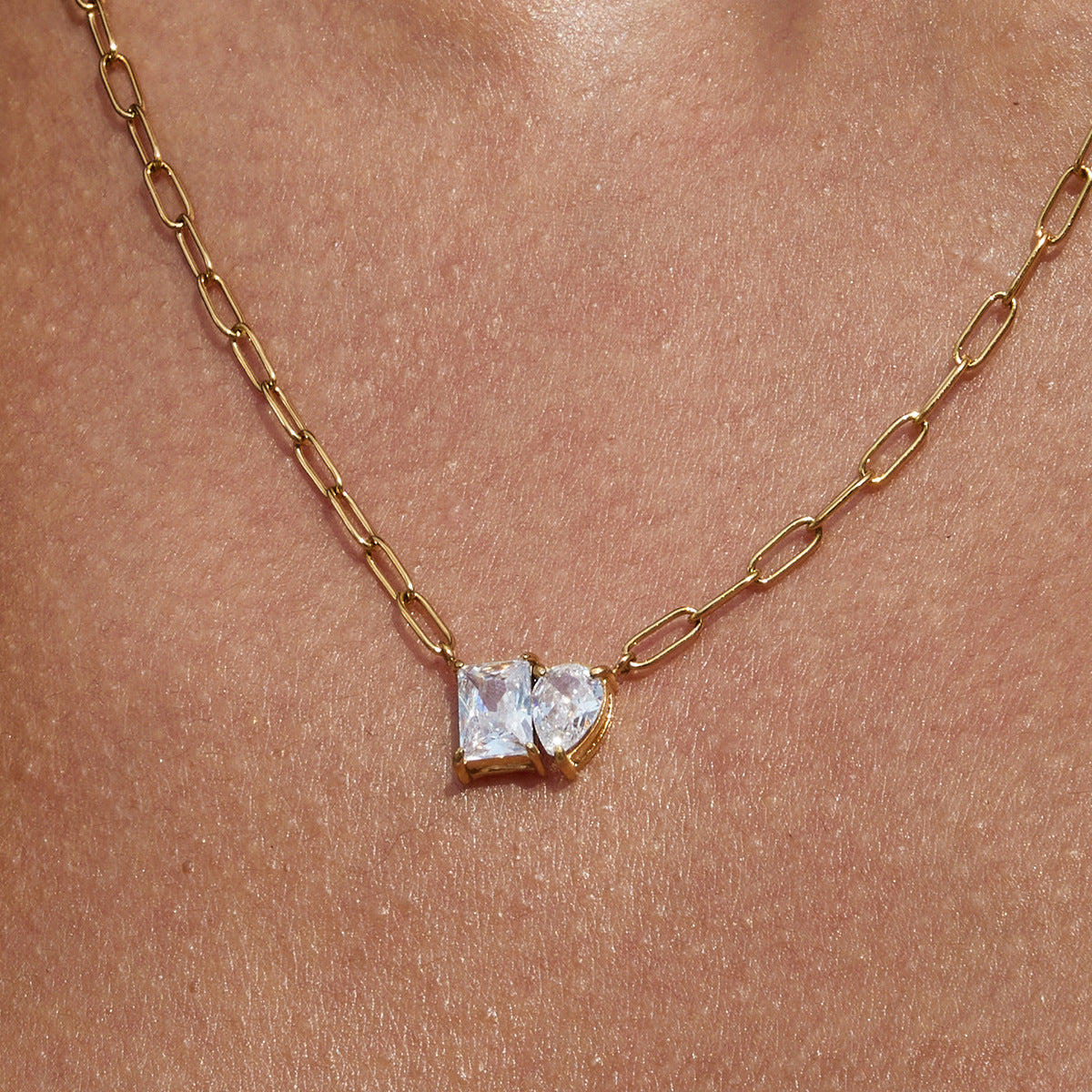 Titanium Steel Zircon Necklace Light Luxury High-end Clavicle Chain Non-fading Titanium Steel Jewelry Women's Hot Style