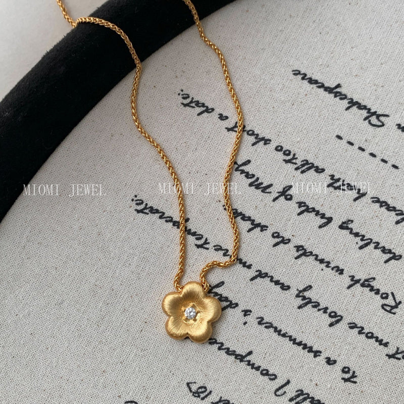 S925 Sterling Silver Vintage Brushed Flower Necklace for Women Retro Light Luxury Niche Design Hot-Selling Collarbone Chain