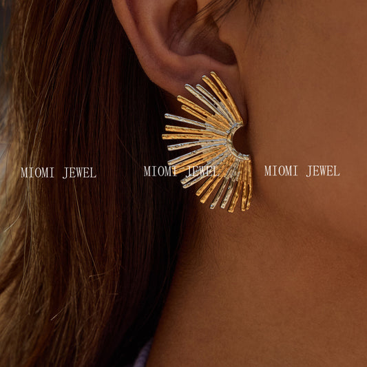 Stainless Steel Sunflower Earrings Niche Design Sense Ear Jewelry Non-Fading Titanium Steel Stud Earrings Accessories
