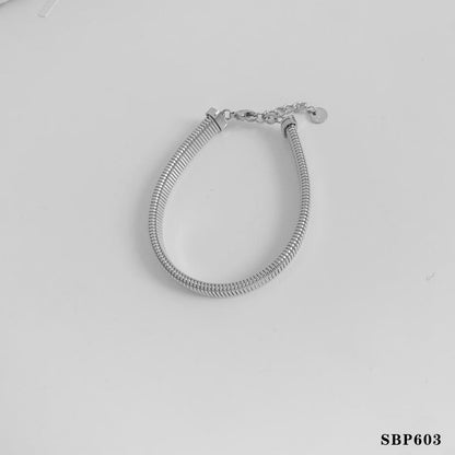 Stackable Bracelet Set Combination Stainless Steel Exquisite Diamond-Encrusted Wide Strap Mesh Chain Heart Bracelet Versatile Set