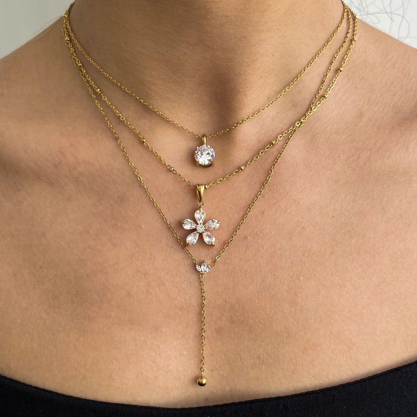Flower Titanium Steel Zircon Necklace Light Luxury High-end Clavicle Chain Non-fading Jewelry Stainless Steel Accessories