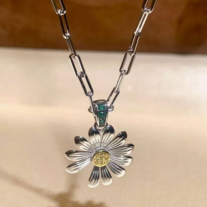 Pure Silver S925 G-Dragon Same Style No Diamond Small Daisy Necklace Light Luxury Unique High-end Elegant Forest Style Collarbone Chain