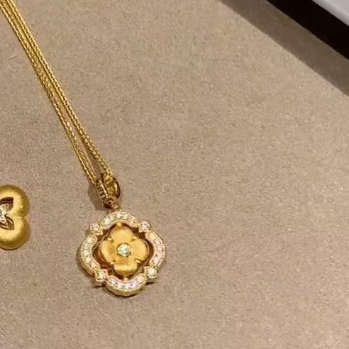 Brushed Craft Four-Leaf Clover Rotatable Double-Sided Necklace High-End Light Luxury Design Personality Necklace