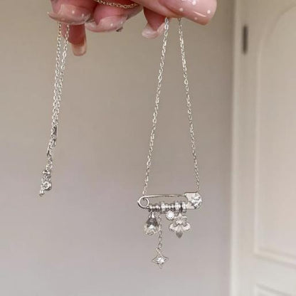 Brushed Craftsmanship Natural Imported White Crystal3A Iris Flower Pin Necklace Fashionable Light Luxury Niche Versatile