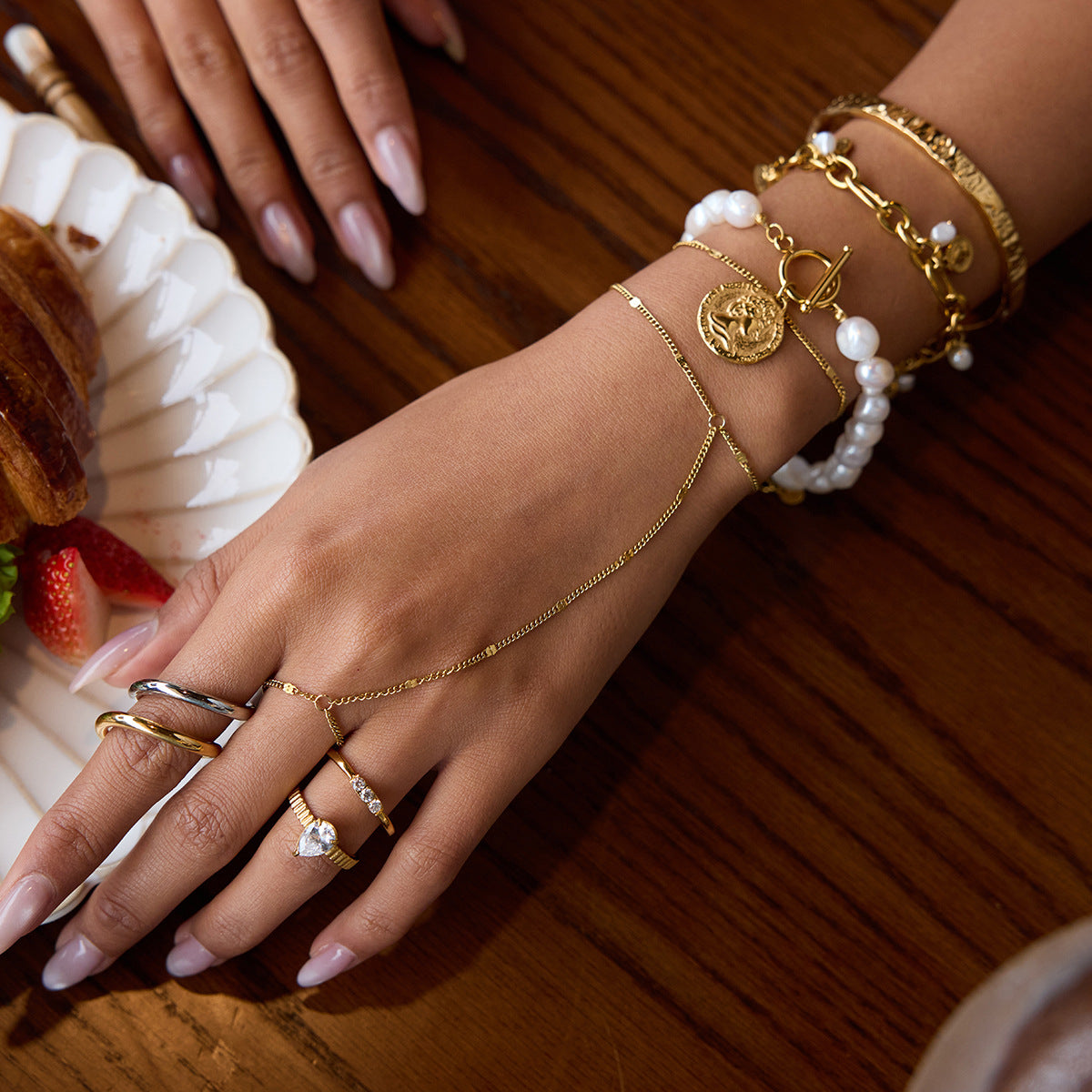 Finger Bracelet Light Luxury High-end Feel Jewelry Stainless Steel Pearl Accessories Ring Titanium Steel Non-fading Women