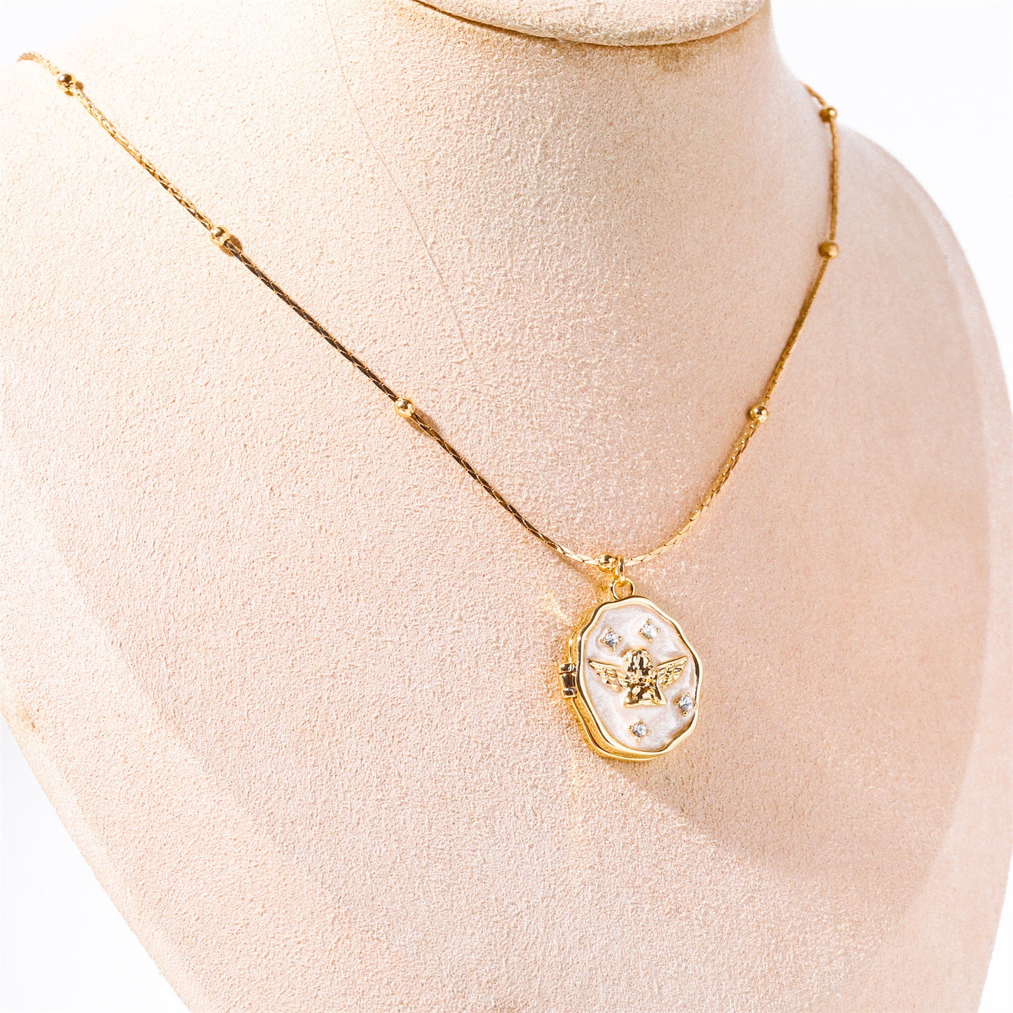 Angel Open and Close Photo Album Box Necklace Pet Photo Frame Necklace for Women Artistic Retro Collarbone Chain