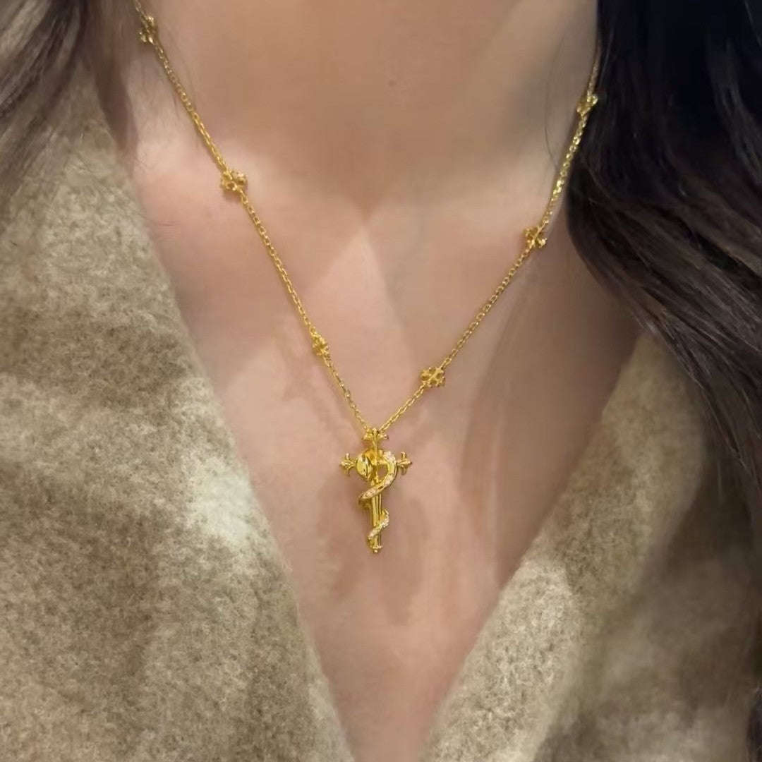 Pure Silver S925 High-End Clavicle Chain Light Luxury Scepter Snake Necklace Exquisite Versatile Niche Personality Design Sense