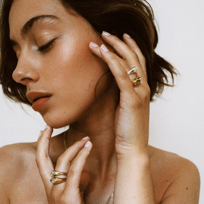 INS Internet Celebrity Trend 18k Gold Stainless Steel Resin Transparent Closed Ring Fashion Non-Fading Jewelry