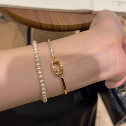 Sterling Silver S925 High Carbon Diamond Light Luxury Style High-end Sense Smart Design with Bling Effect Bracelet