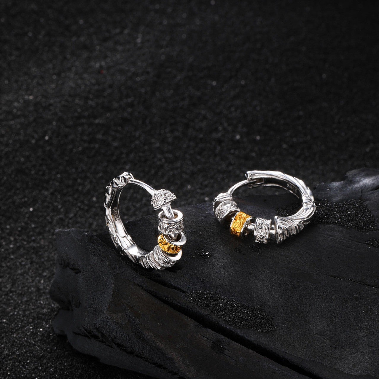 Korean Version Pure Silver Tang Grass Pattern Gold and Silver Color Block Lucky Earrings Ear Clips for Women Exquisite Fashion Versatile Korean Style