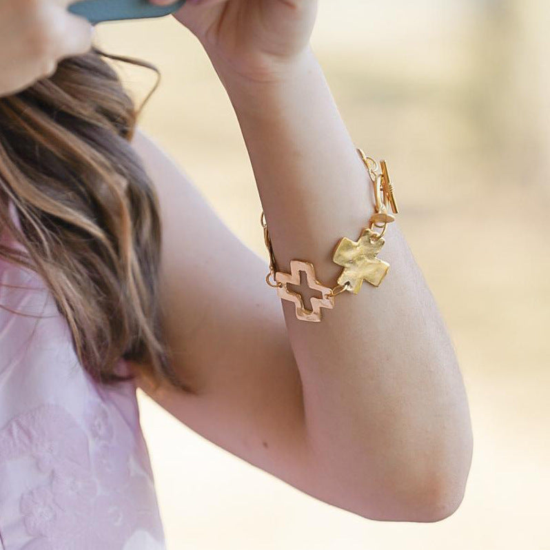 Titanium Steel Hammered Cross Bracelet Light Luxury High-End Feel Jewelry Non-Fading Stainless Steel Accessories Hot Item