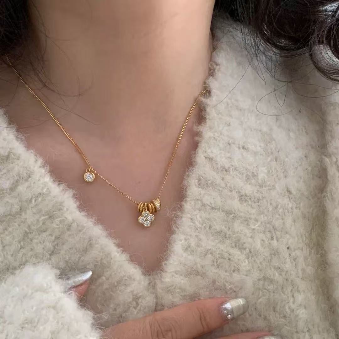 Sterling Silver s925High Carbon Diamond Lucky Clover Running Ring Necklace New Hot-Selling Niche High-Value Hot-Selling Collarbone Chain