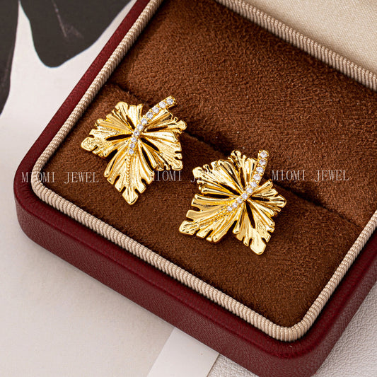 S925 Silver Needle Earrings Maple Leaf 18K Real Gold Earrings for Women Runaway Princess High-end Design Versatile Ear Jewelry