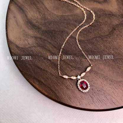 S925 Sterling Silver Pigeon Blood Ruby Pendant Necklace for Women, Niche Light Luxury, Rich Family Style, Evening Accessories, Collarbone Chain