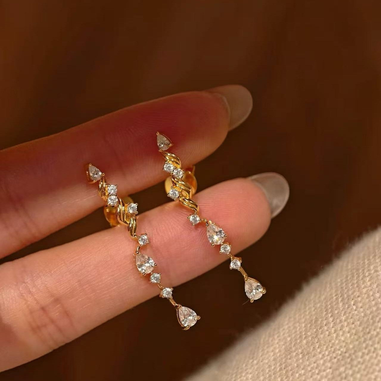 Pure Silver S925 High Carbon Diamond Threader Earrings Vintage High-end Wheat Spike Fine Sparkling Diamond Water Drop Tassel Earrings Light Luxury Unique