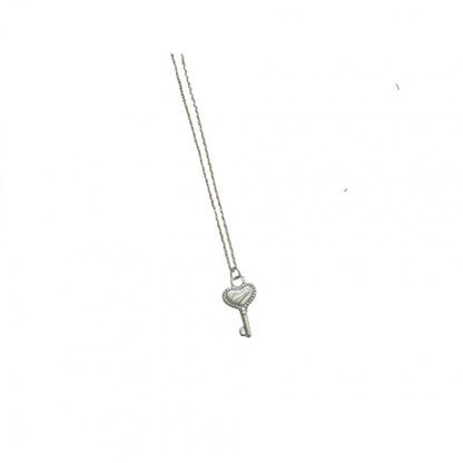 Korea Dongdaemun Niche Design Jewelry S925 Sterling Silver High-end Heart Key Necklace Versatile Collarbone Chain