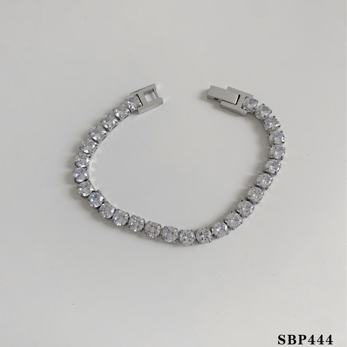 Stackable Bracelet Set Combination Stainless Steel Exquisite Diamond-Encrusted Wide Strap Mesh Chain Heart Bracelet Versatile Set