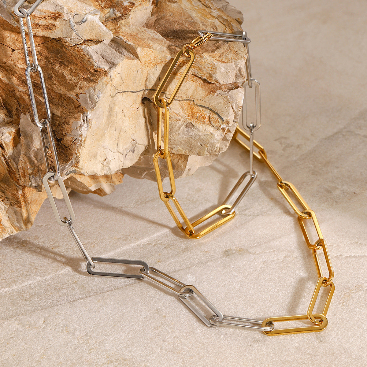 Stainless Steel Color Block Necklace High-End Ins Collarbone Chain Plain Circle Chain Titanium Steel Jewelry