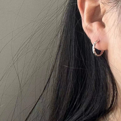 Korean Version Four-Leaf Clover 925 Silver Old Bone Flower Earrings for Women, Simple Fashion Trendy Personality Exquisite Geometric Studs