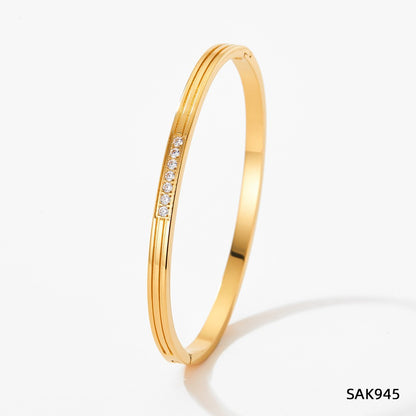 2025 New Stainless Steel Bracelet Hot-Selling Luxury High-End Micro-Paved Zirconia High-Grade Women's Bracelet
