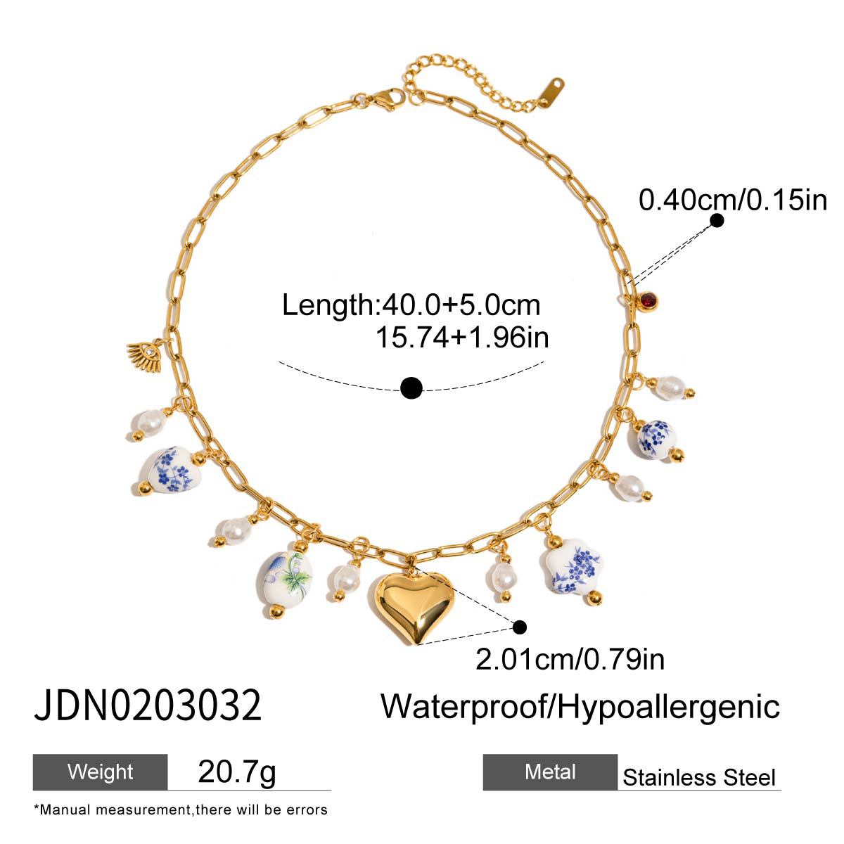 Titanium Steel Shell Necklace Light Luxury High-end Beach Vacation Style Collarbone Chain Stainless Steel Jewelry