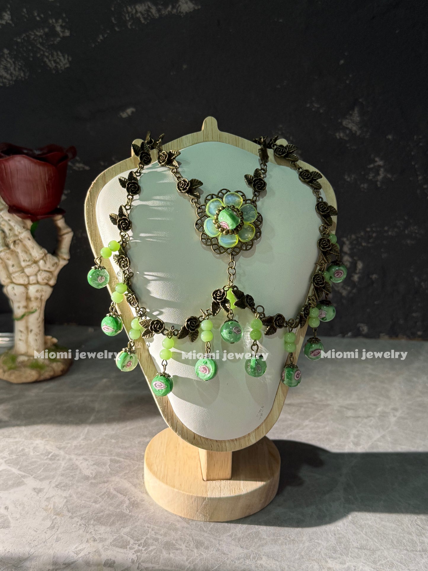 Miomi Vintage necklace green handmade flower necklace whimsical fairycore