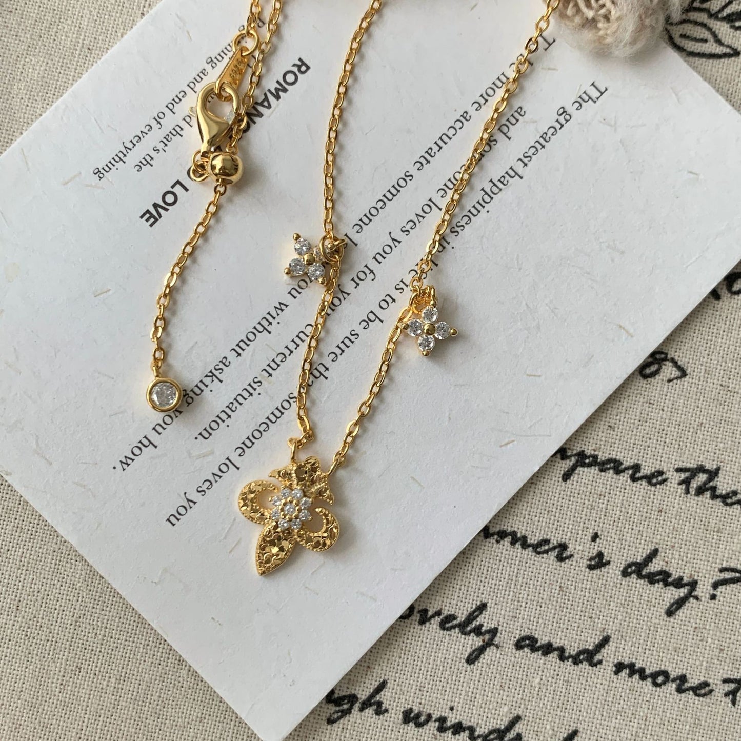 S925 Sterling Silver Iris Broken Ice Necklace for Women Vintage Mid-Century Style Light Luxury Niche Design Collarbone Chain
