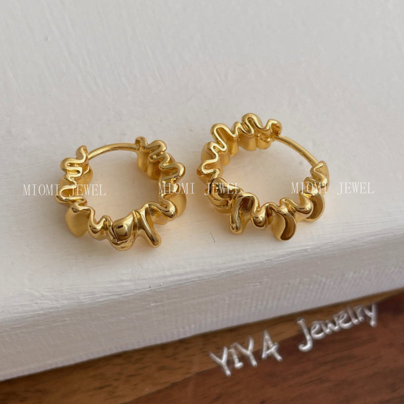 18K Real Gold Plated Irregular Metal Earrings Ear Clips Light Luxury Niche Design Sense Wrinkled Hoop Earrings Stud Earrings Jewelry
