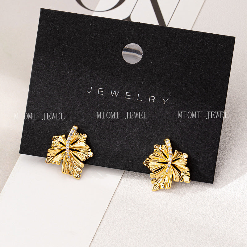 S925 Silver Needle Earrings Maple Leaf 18K Real Gold Earrings for Women Runaway Princess High-end Design Versatile Ear Jewelry