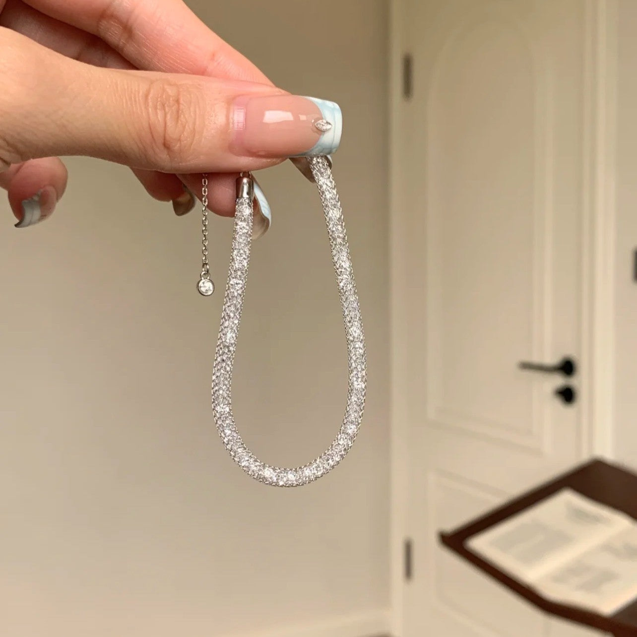 Italian Imported Craft Money Bag Mesh Bracelet Simple Niche Design Light Luxury High-End Feel Elegant Hand Jewelry