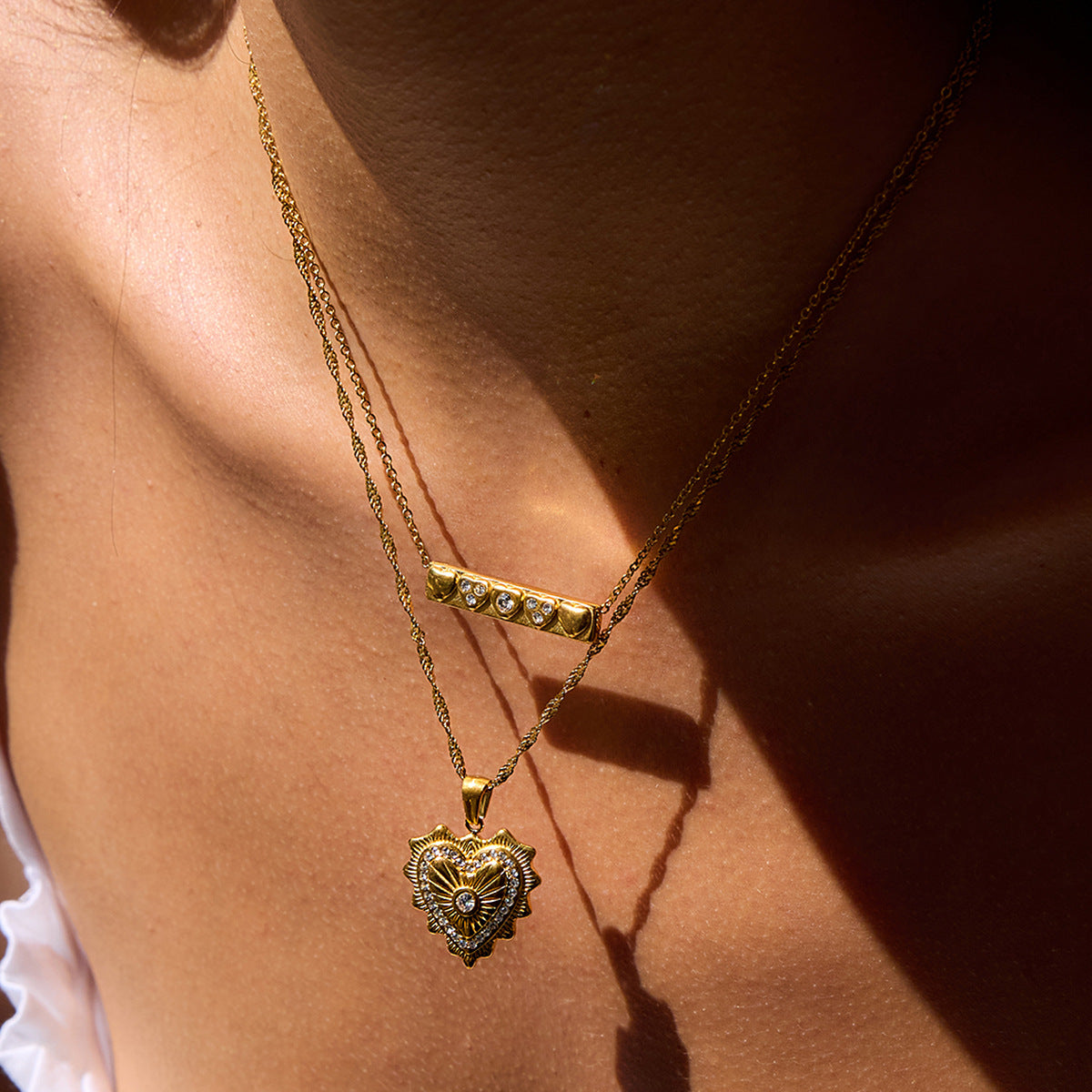 Titanium Steel Heart Necklace Light Luxury High-End Clavicle Chain Popular Stainless Steel Jewelry Non-Fading