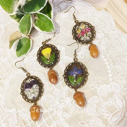 Forest-Style  Handmade Vintage Mori Girl Fresh Minimalist Court Lace Earrings with Real Preserved Flowers