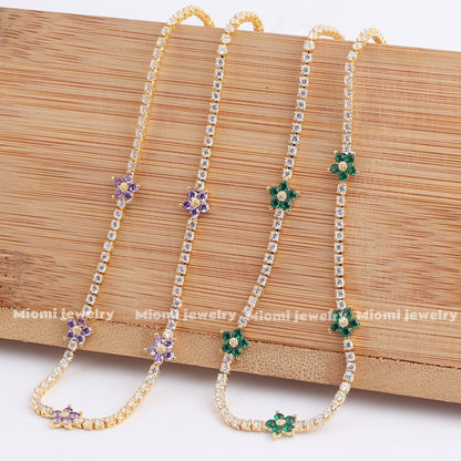 fllower necklace 18k glod