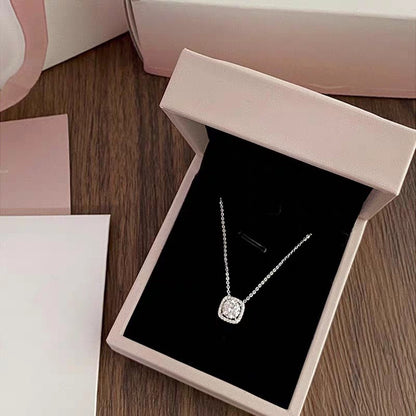 S925 pure silver zircon small sugar necklace female original design 2025 new light luxury senior sense cladbone chain