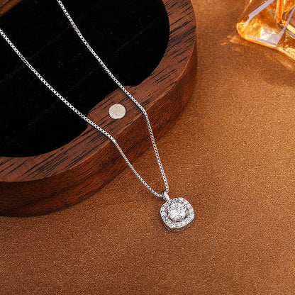 S925 pure silver zircon small sugar necklace female original design 2025 new light luxury senior sense cladbone chain