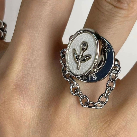 Vintage silver ring