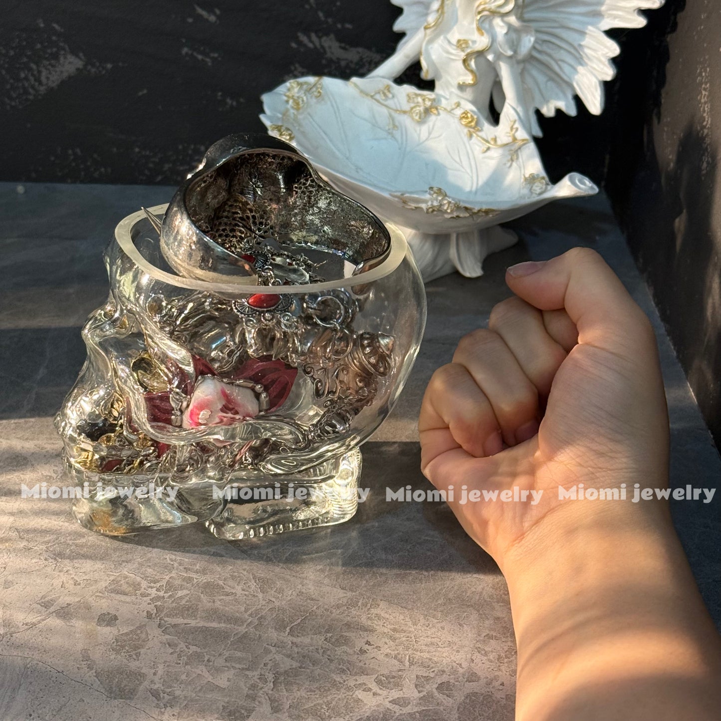 customize Gothic-style skull glass cups, mysterious jewelry cups, including original products