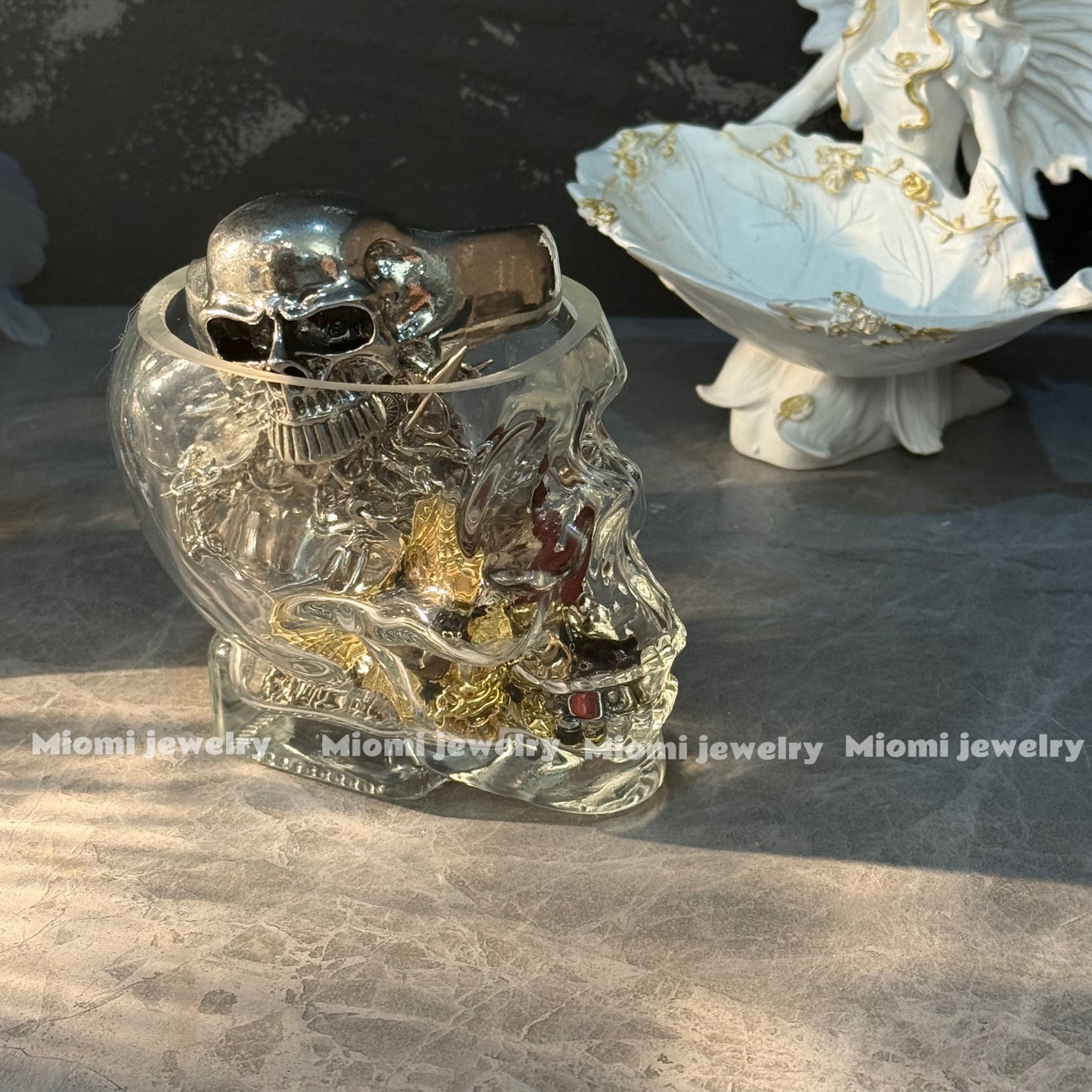 customize Gothic-style skull glass cups, mysterious jewelry cups, including original products