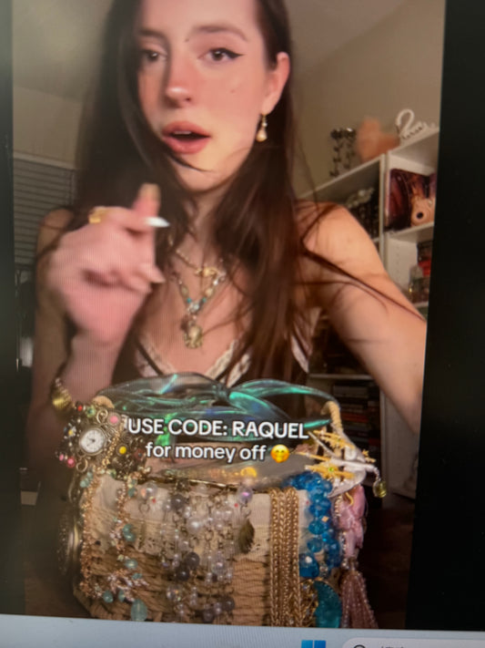 influencer Raquel same style mystery jewelry basket 50% copy items