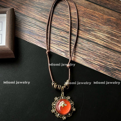 Vintage Bohemian Style Exaggerated Retro Glass Inlaid Adjustable Enamel Bee Necklace whimsical