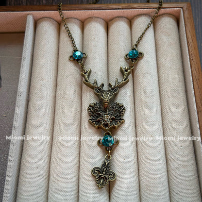 Vintage Moose Diamond-Inlaid Retro Style Original Design Sweater Chain, Retro High-End Necklace