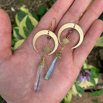 moon earring whimsical 💕