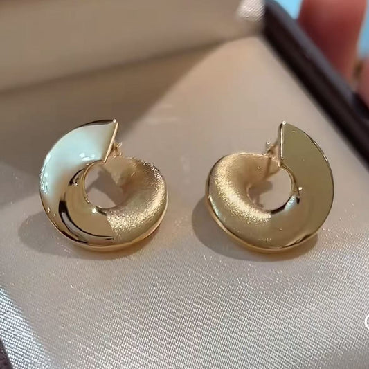 Brushed Craft Swirl Irregular Exaggerated Large Earrings Light Luxury High-end Minimalist Personality Asymmetrical