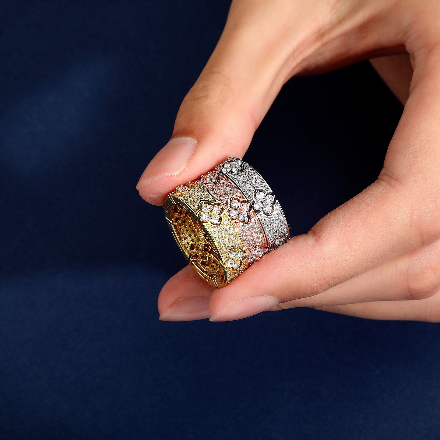 INS Trendy Unisex Micro Pave Starry Sky Zircon Ring Four-Leaf Clover Personality Hip-Hop Jewelry