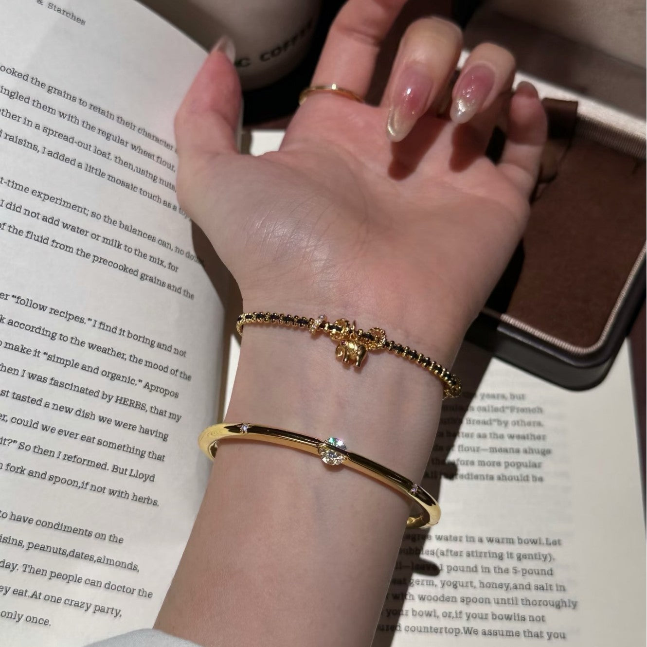 Pure Silver S925 Elephant Braided Black Gold Red Rope Bracelet Design Small Waist Bracelet Vintage Hand Jewelry Light Luxury Versatile